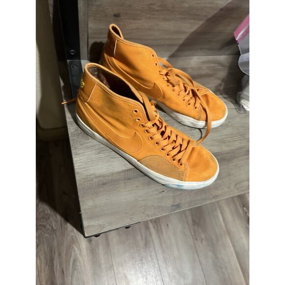 Size 8 - Nike Blazer Court Premium SB Mid Light Curry - Picture 3 of 7